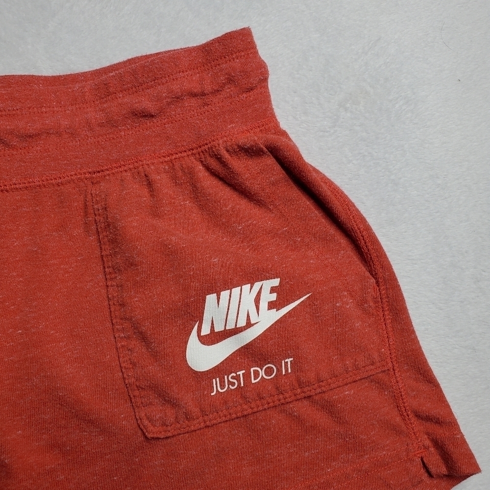 Nike Sportswear Red Gym Vintage Graphic Logo Tie Waist Shorts - Picture 3 of 7